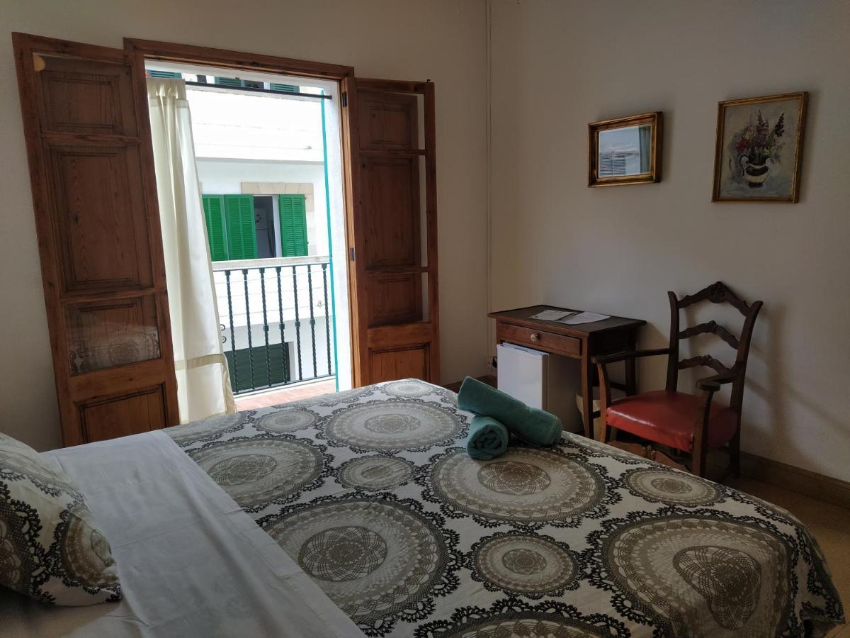 Pension Bellavista Port de Pollença Exteriör bild
